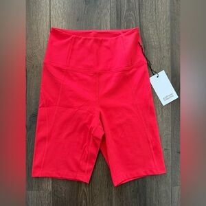 NWT Girlfriend Collective Athletic Bike Shirts Size Small